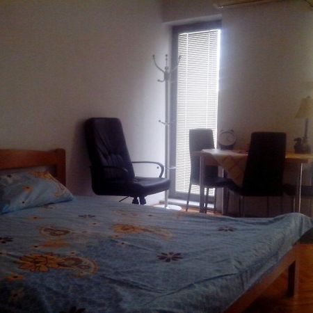 Apartment The Royal Pg Podgorica Esterno foto