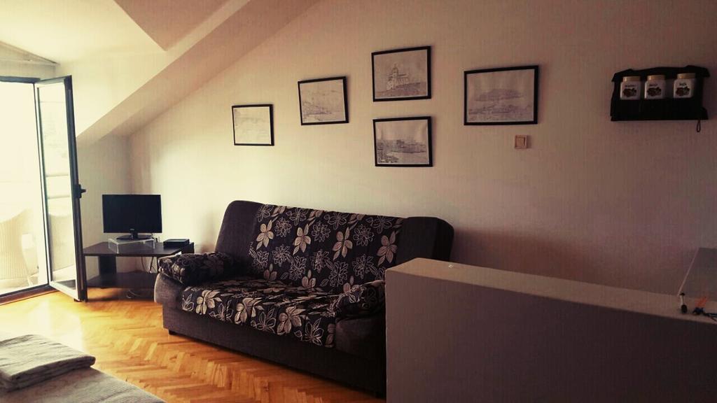 Apartment The Royal Pg Podgorica Esterno foto