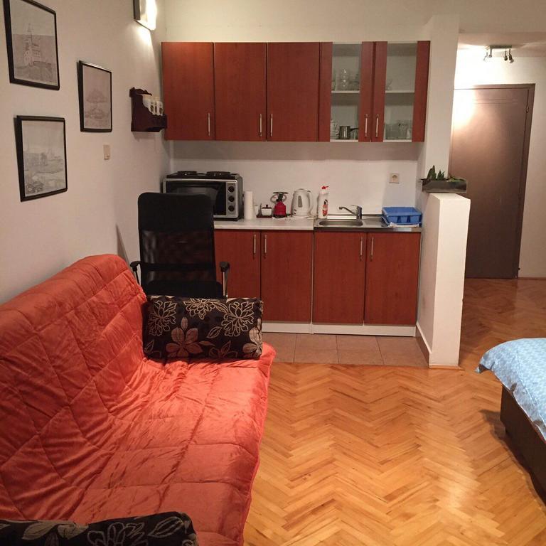 Apartment The Royal Pg Podgorica Esterno foto